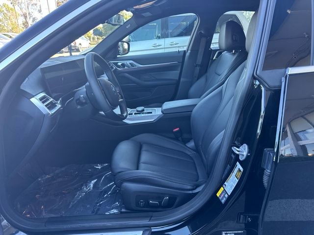 Used 2025 BMW i4 eDrive40 image 9