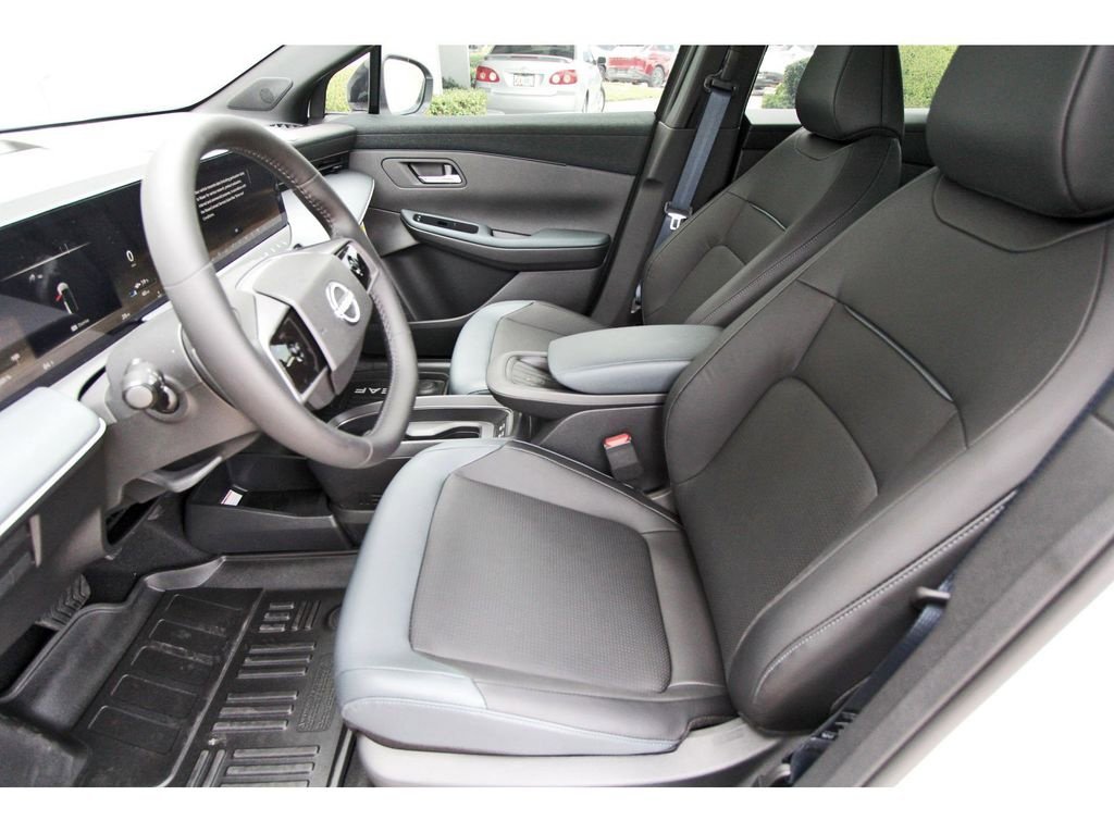 New 2026 Nissan Leaf SV+ w/ Floor Mat Package (SV+) FWD image 6