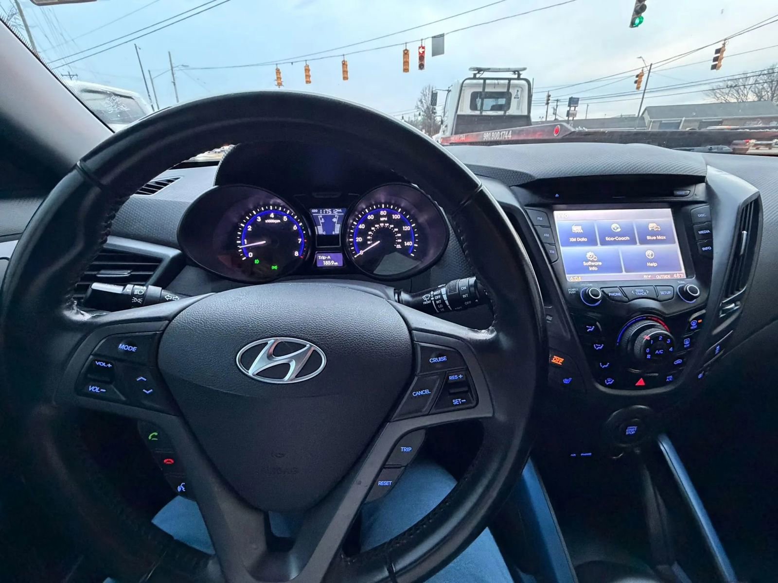 Used 2014 Hyundai Veloster Turbo image 21