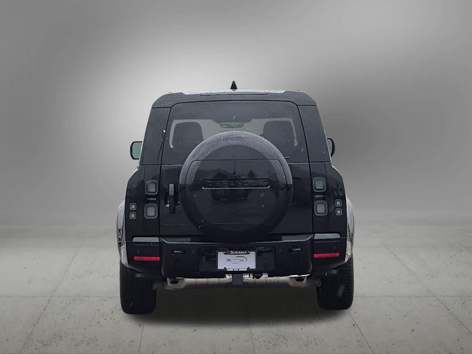 New 2026 Land Rover Defender 130 X-Dynamic SE AWD/4WD image 5
