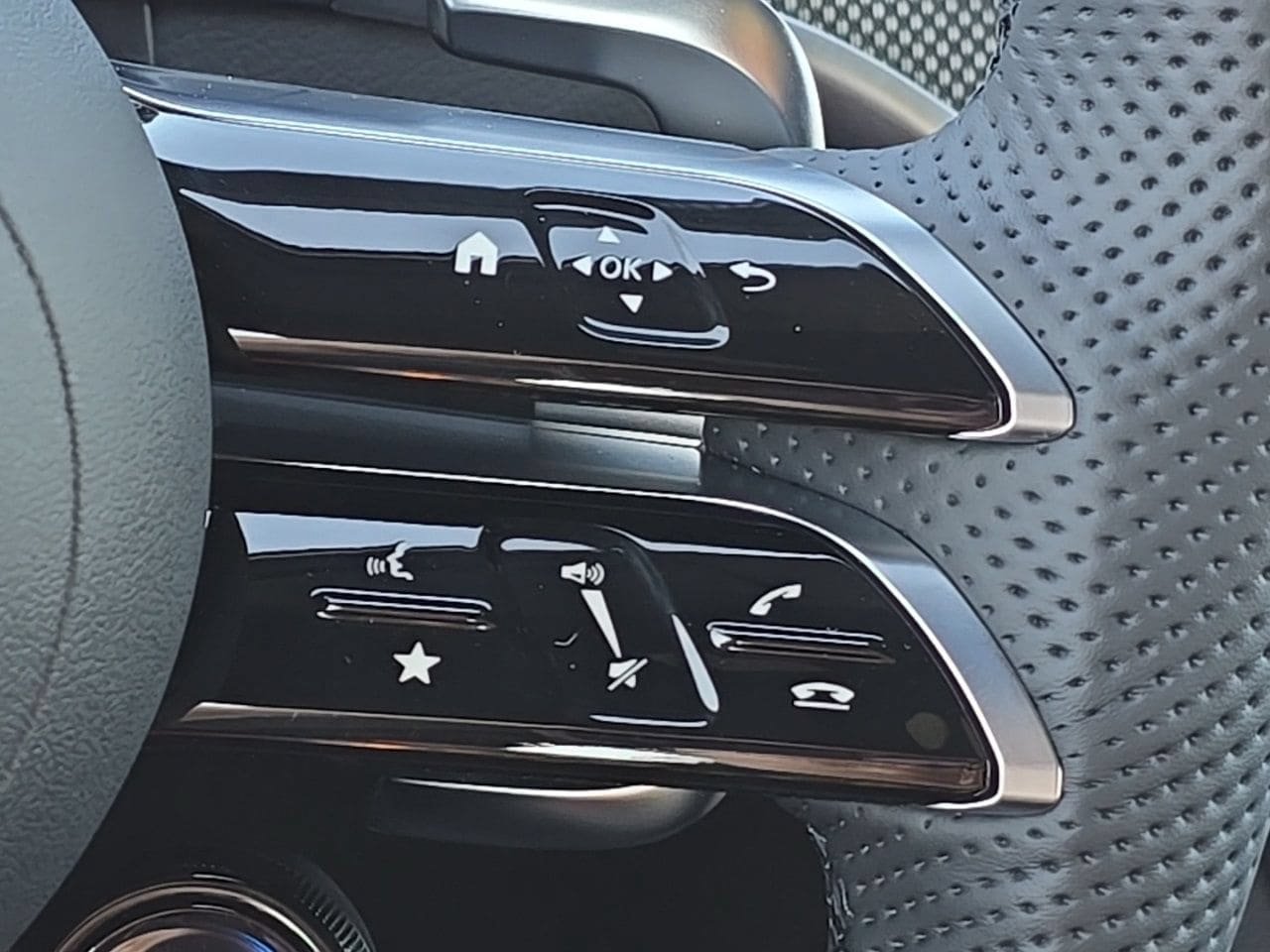 New 2026 Mercedes-Benz GLC 43 AMG 4MATIC image 22