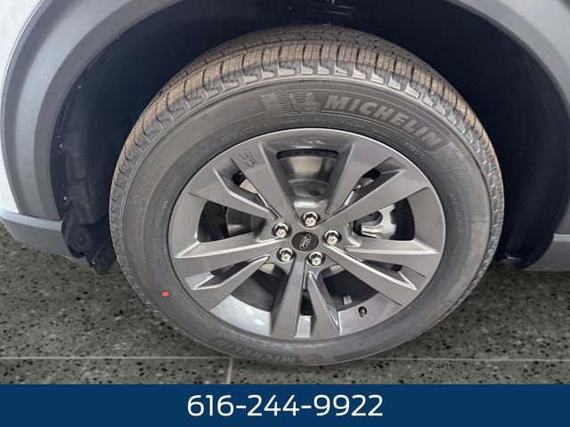New 2026 Ford Explorer Active w/ Active Comfort Package AWD/4WD image 24