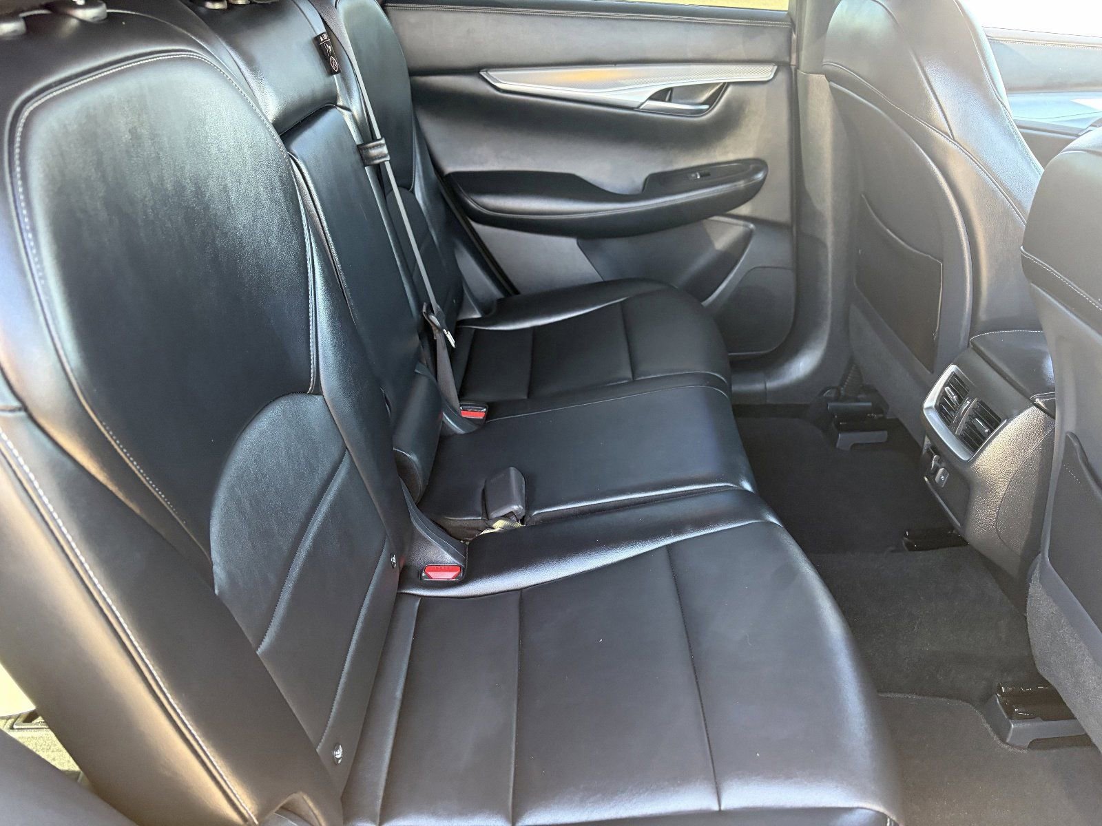 Used 2021 INFINITI QX50 Luxe w/ Appearance Package image 16