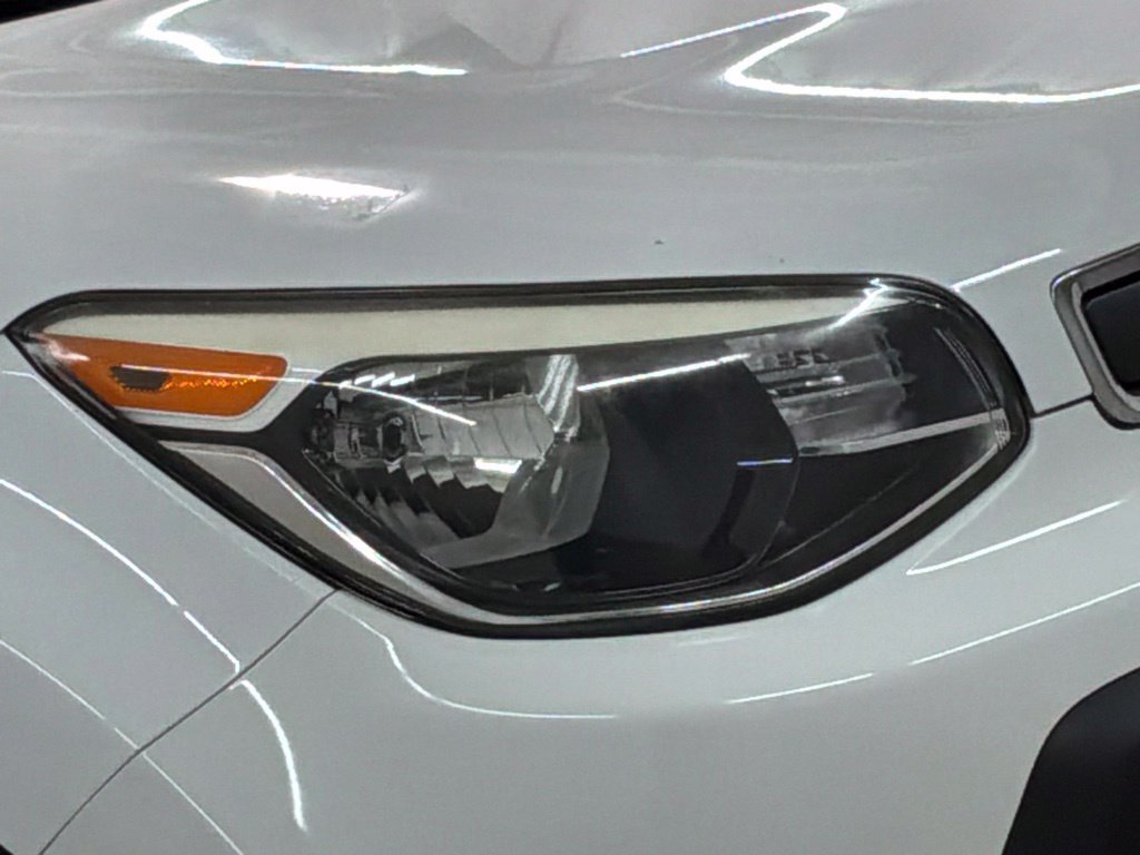 Used 2014 Kia Soul FWD image 27