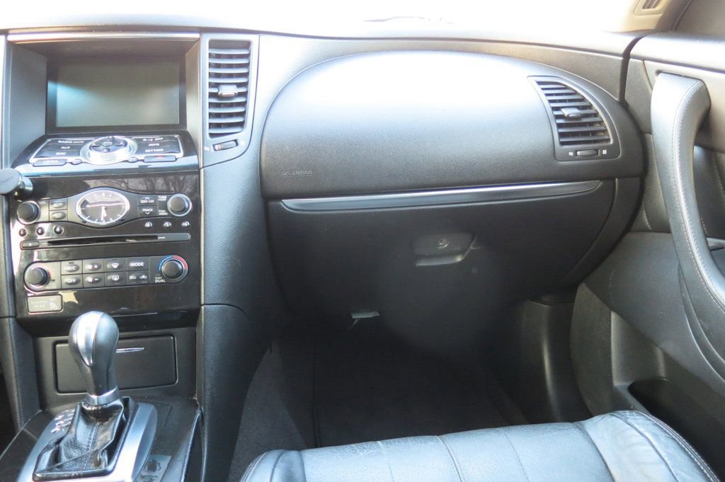 Used 2016 INFINITI QX70 AWD image 21