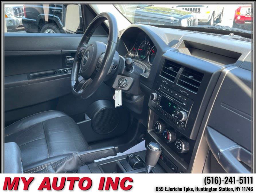 Used 2012 Jeep Liberty Sport image 26