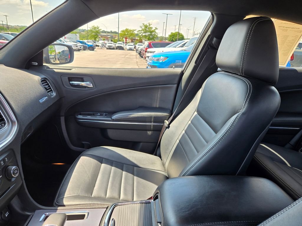 Used 2014 Dodge Charger SXT Plus AWD/4WD image 28