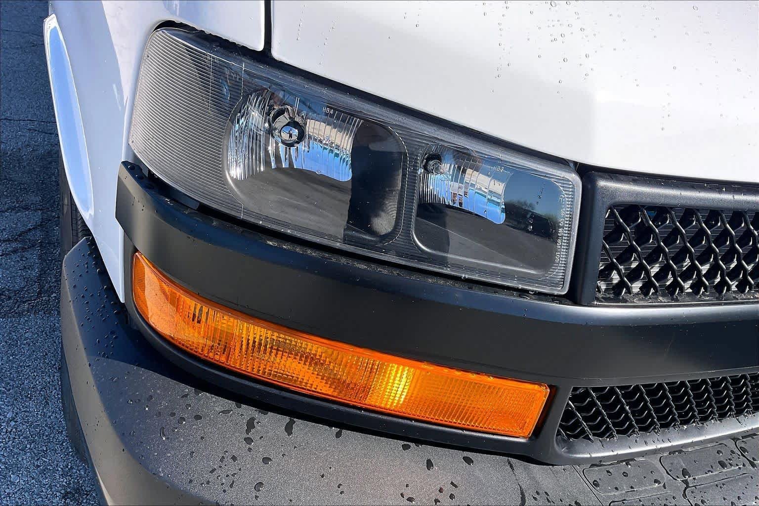 New 2026 Chevrolet Express 2500 image 13