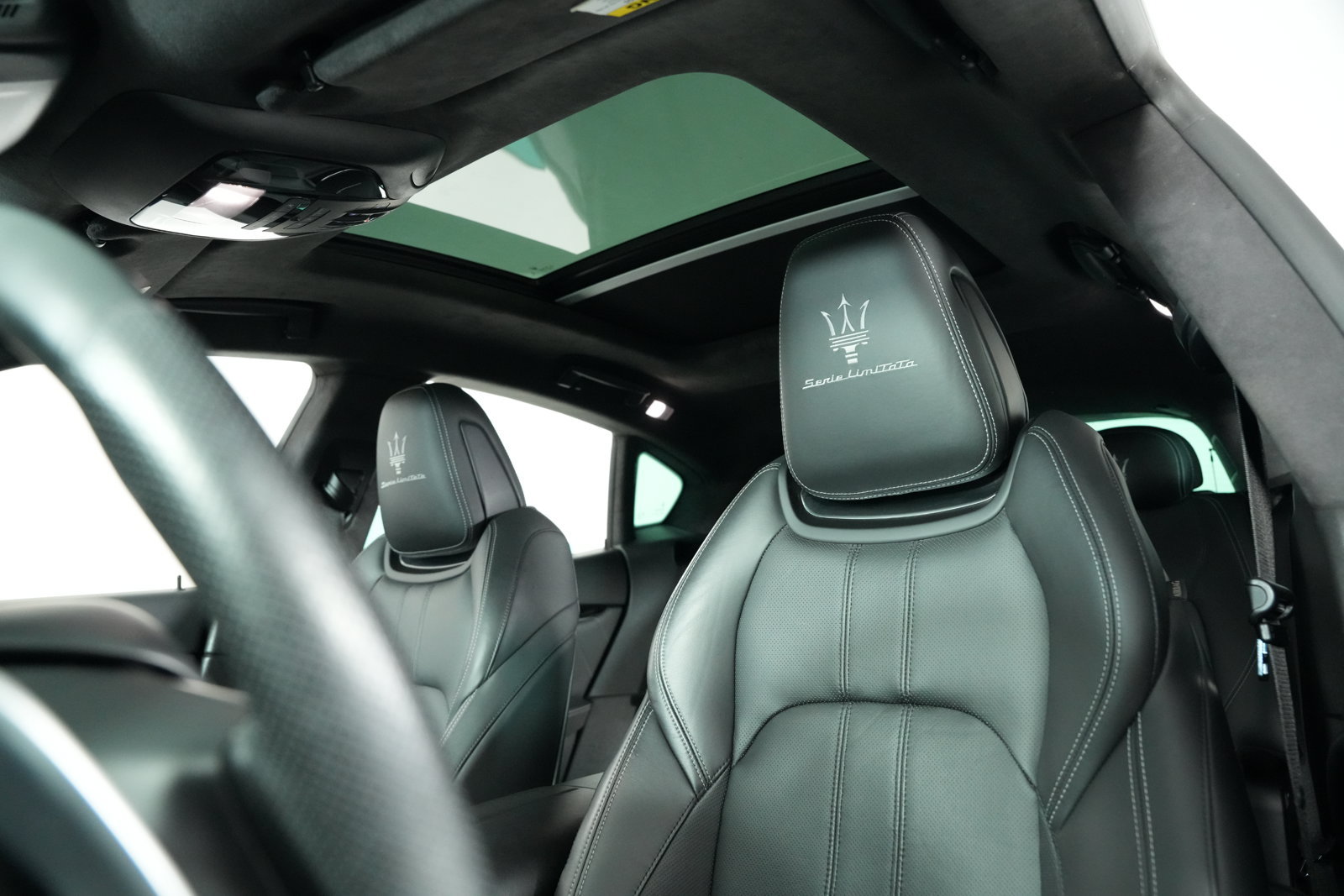 Used 2023 Maserati Levante Modena AWD/4WD image 45