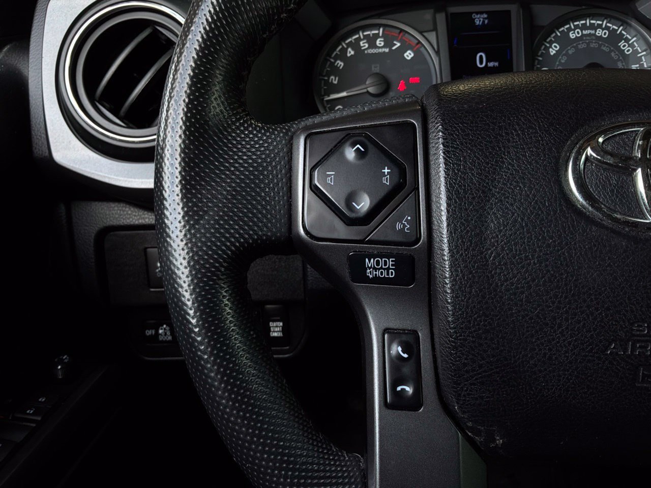 Used 2020 Toyota Tacoma TRD Pro AWD/4WD image 43