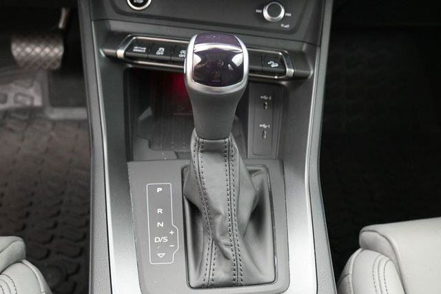 Used 2024 Audi Q3 2.0T Premium Plus AWD/4WD image 27