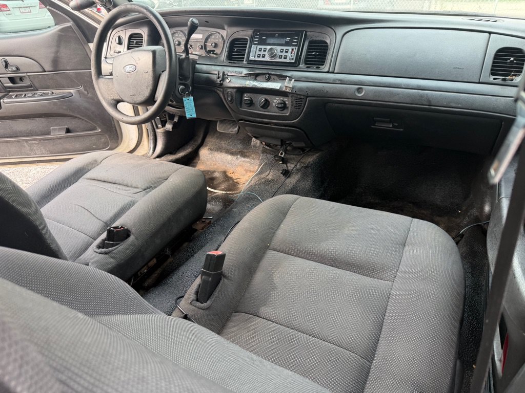 Used 2008 Ford Crown Victoria Police Interceptor RWD image 34