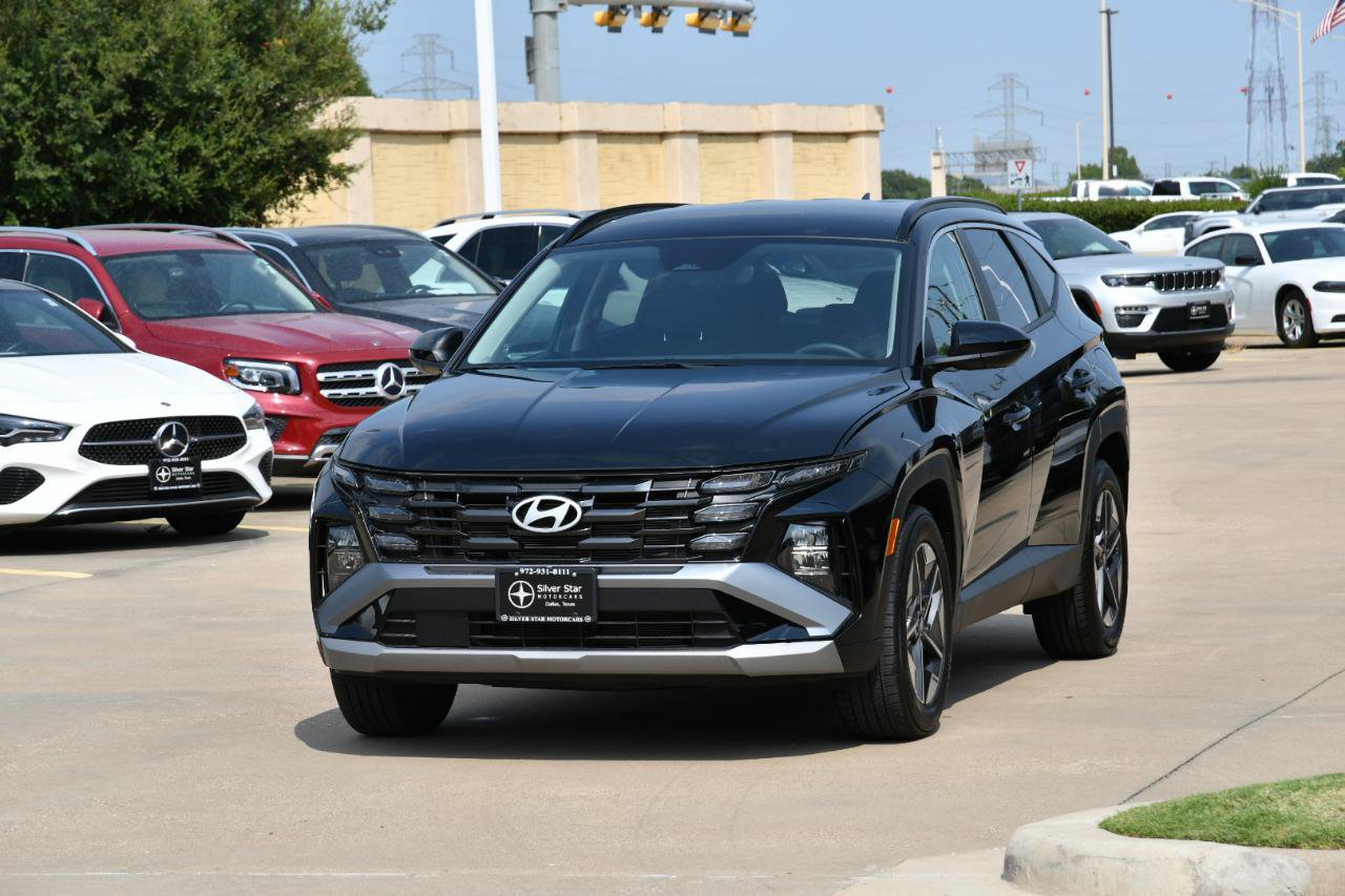 Used 2026 Hyundai Tucson SEL FWD image 2