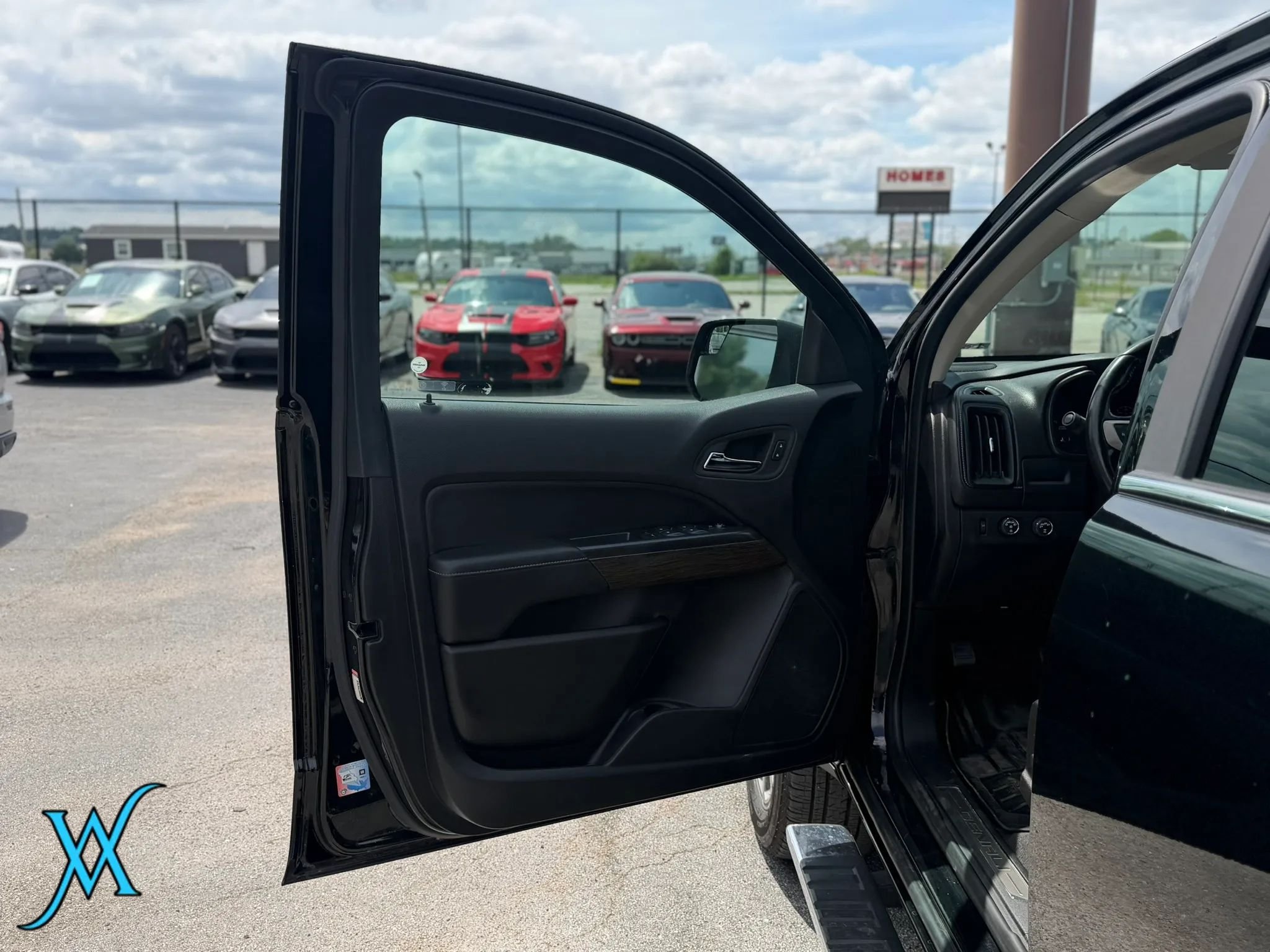 Used 2019 GMC Canyon Denali AWD/4WD image 11