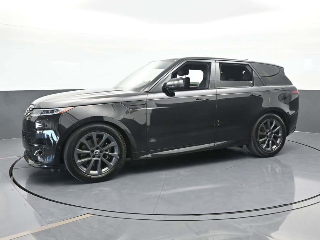 Used 2024 Land Rover Range Rover Sport Dynamic SE image 2