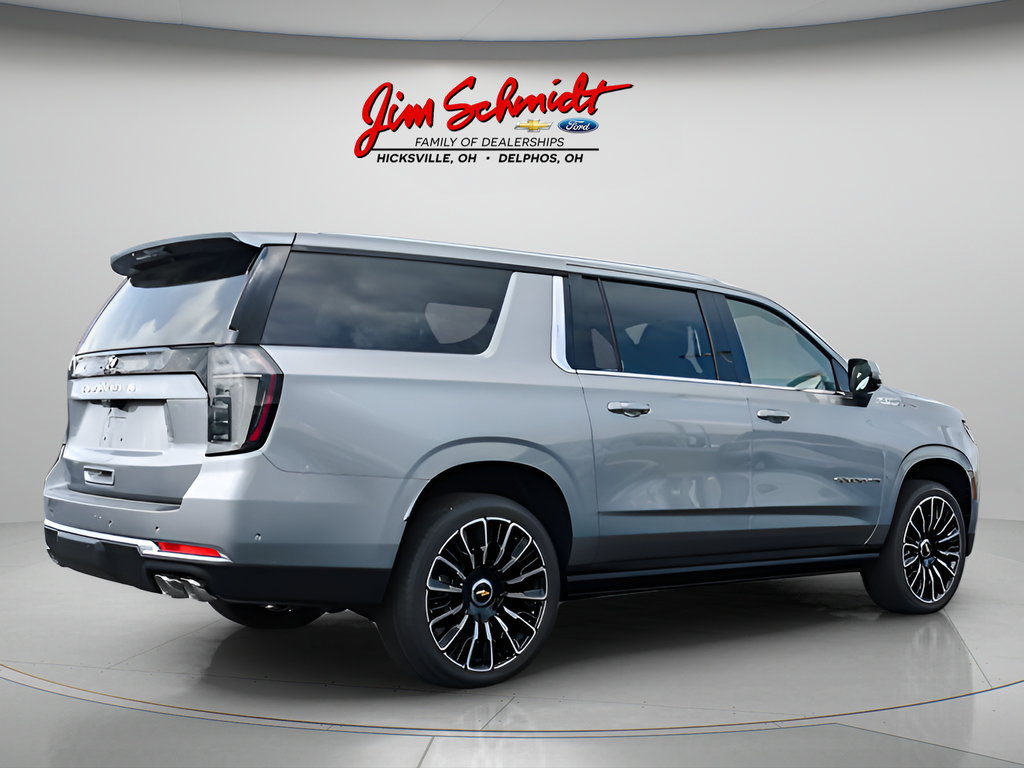 New 2026 Chevrolet Suburban High Country AWD/4WD image 6