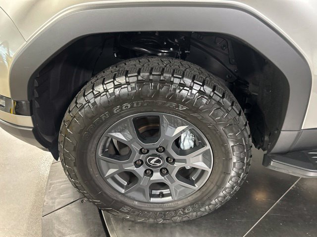 Used 2026 Lexus GX 550 AWD/4WD image 31