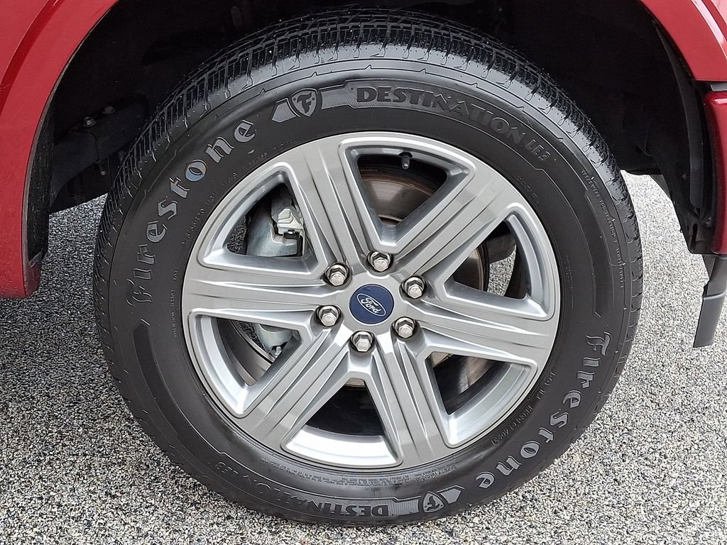 Used 2019 Ford F150 Lariat w/ Equipment Group 502A Luxury AWD/4WD image 11