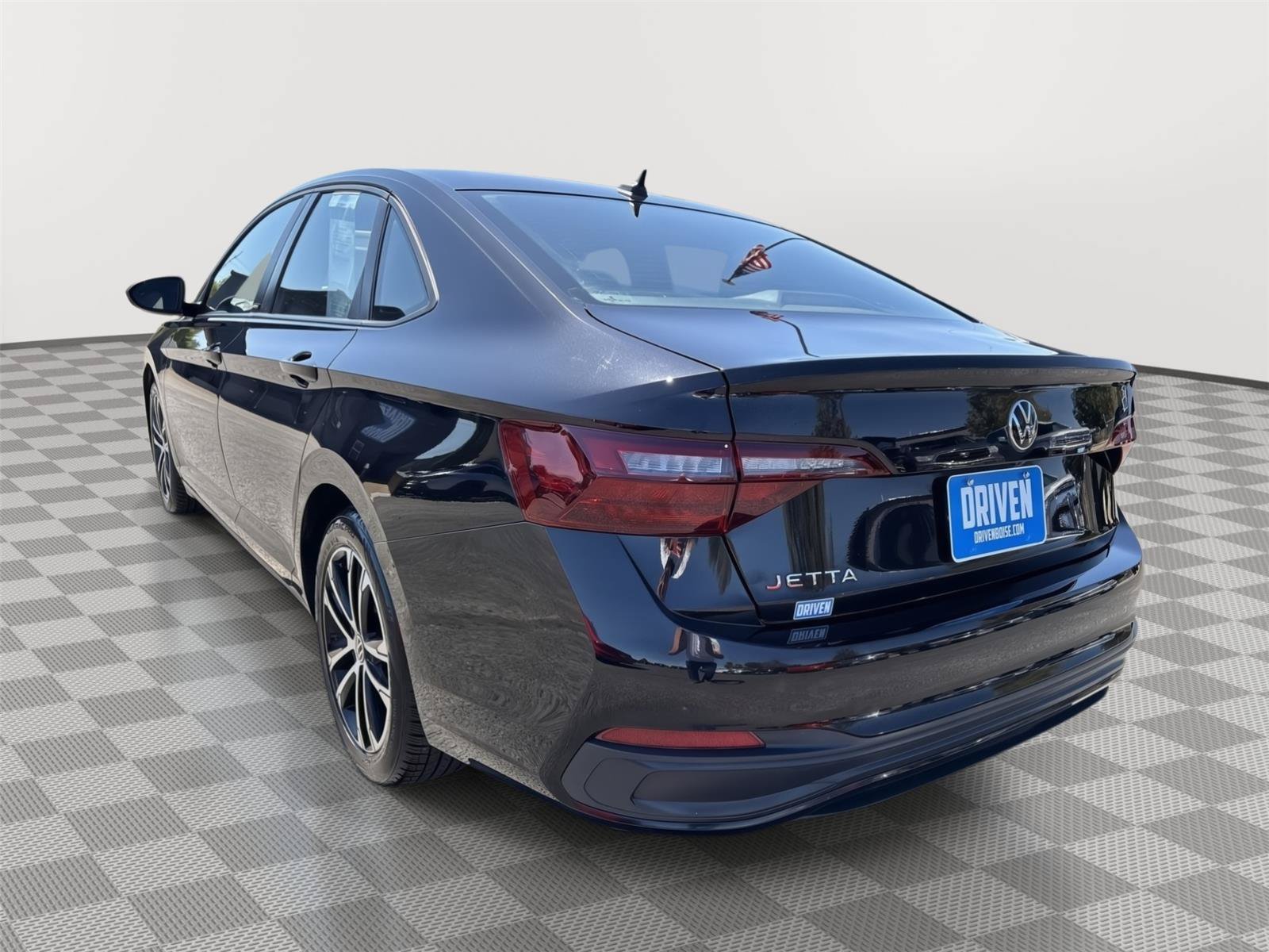 Used 2023 Volkswagen Jetta Sport FWD image 7