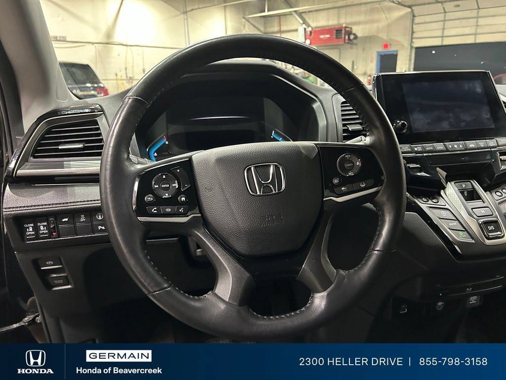 Used 2023 Honda Odyssey Elite image 16
