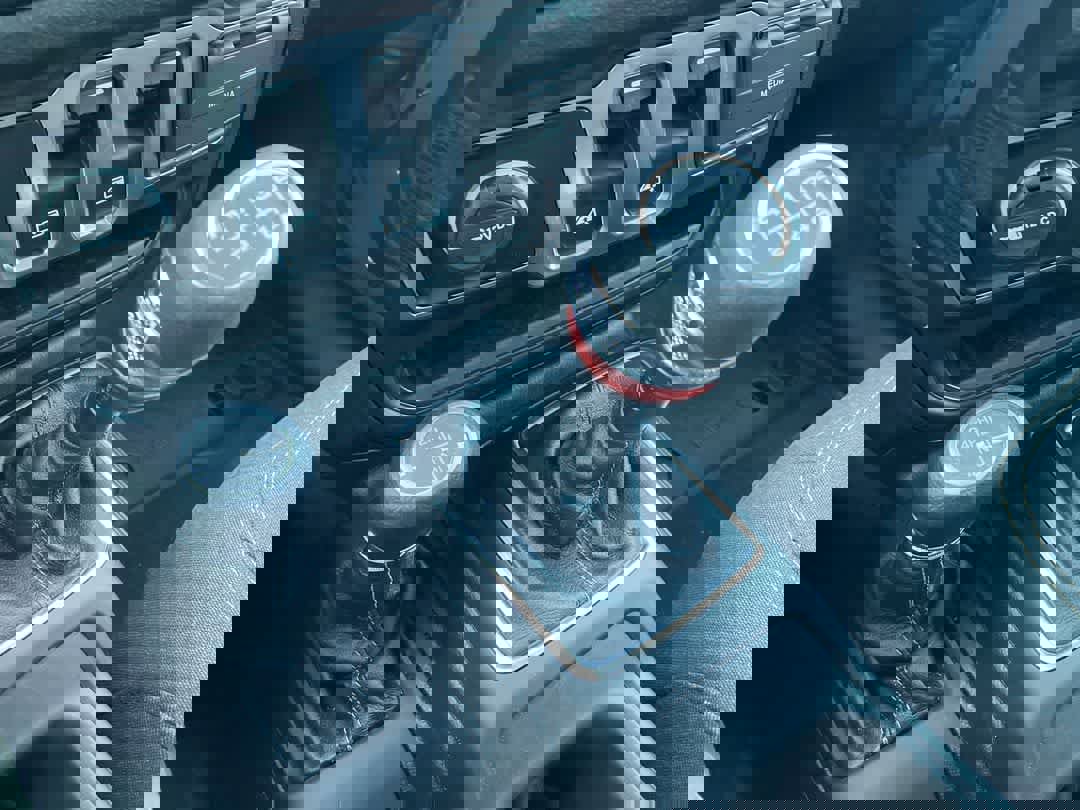 Used 2025 Jeep Wrangler Sport S image 19