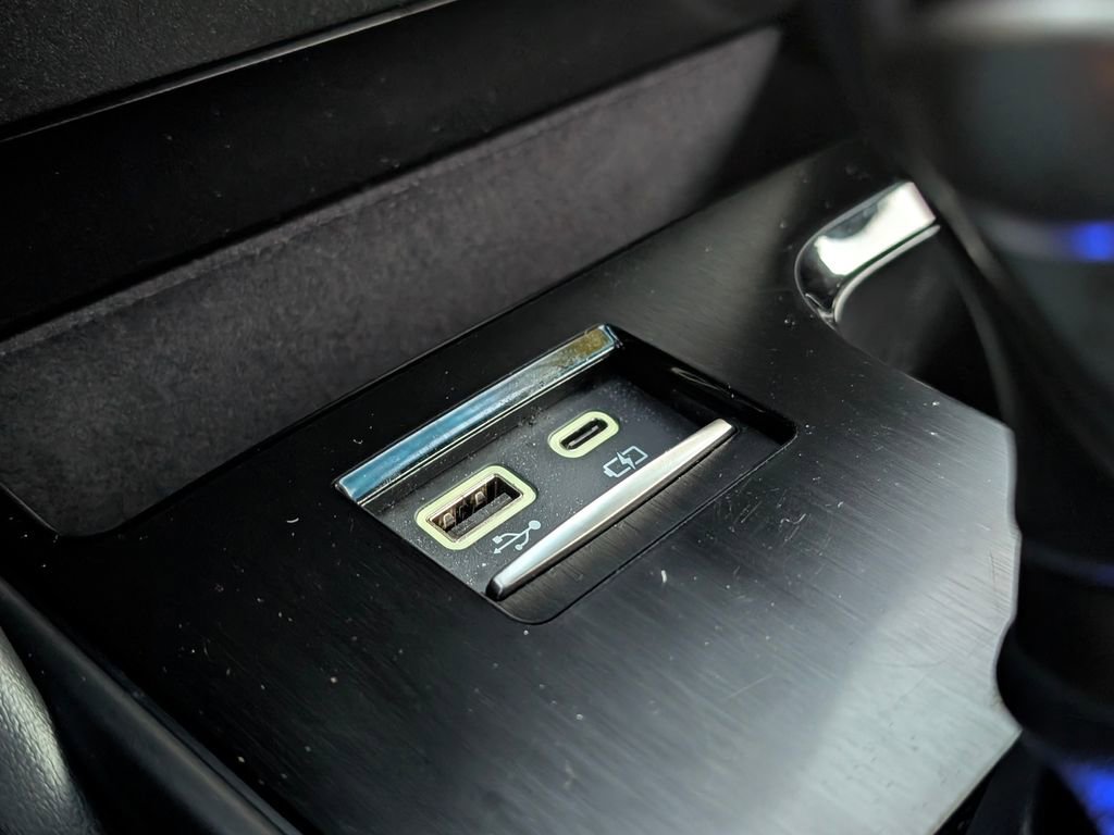 Used 2024 Lexus ES 300h w/ Premium Package image 33