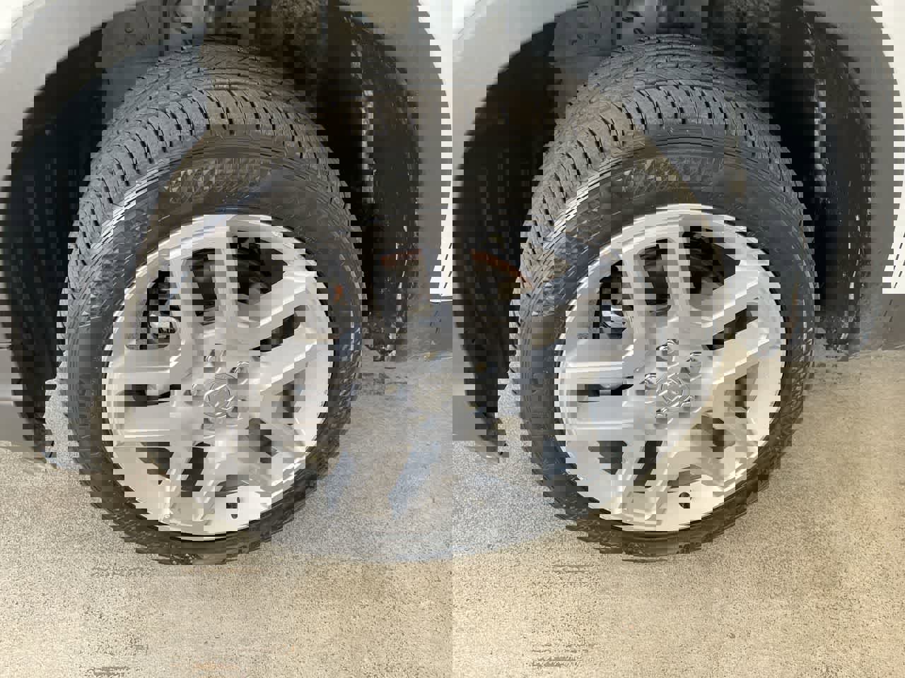 Used 2024 Honda Passport EX-L image 10