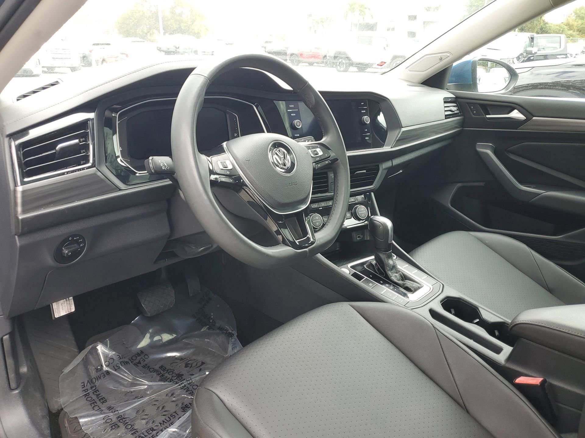 Used 2020 Volkswagen Jetta SEL image 13