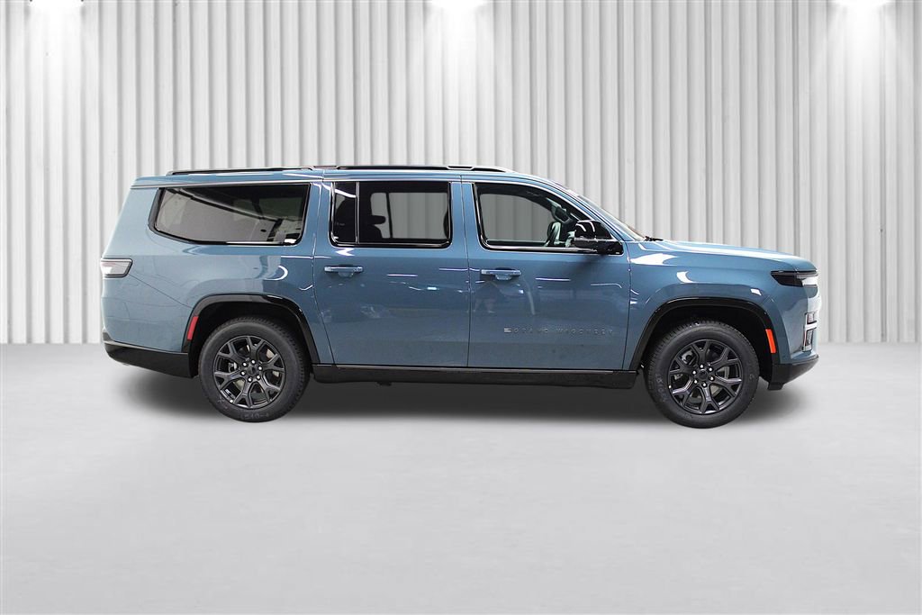 New 2026 Jeep Grand Wagoneer L Limited AWD/4WD image 2