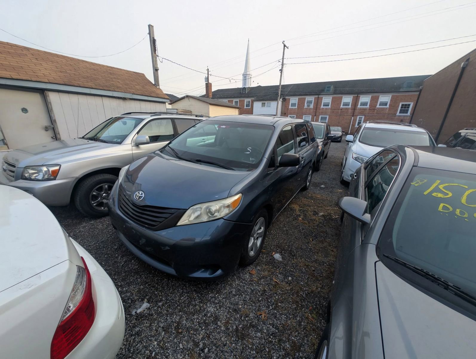 Used 2015 Toyota Sienna L image 8