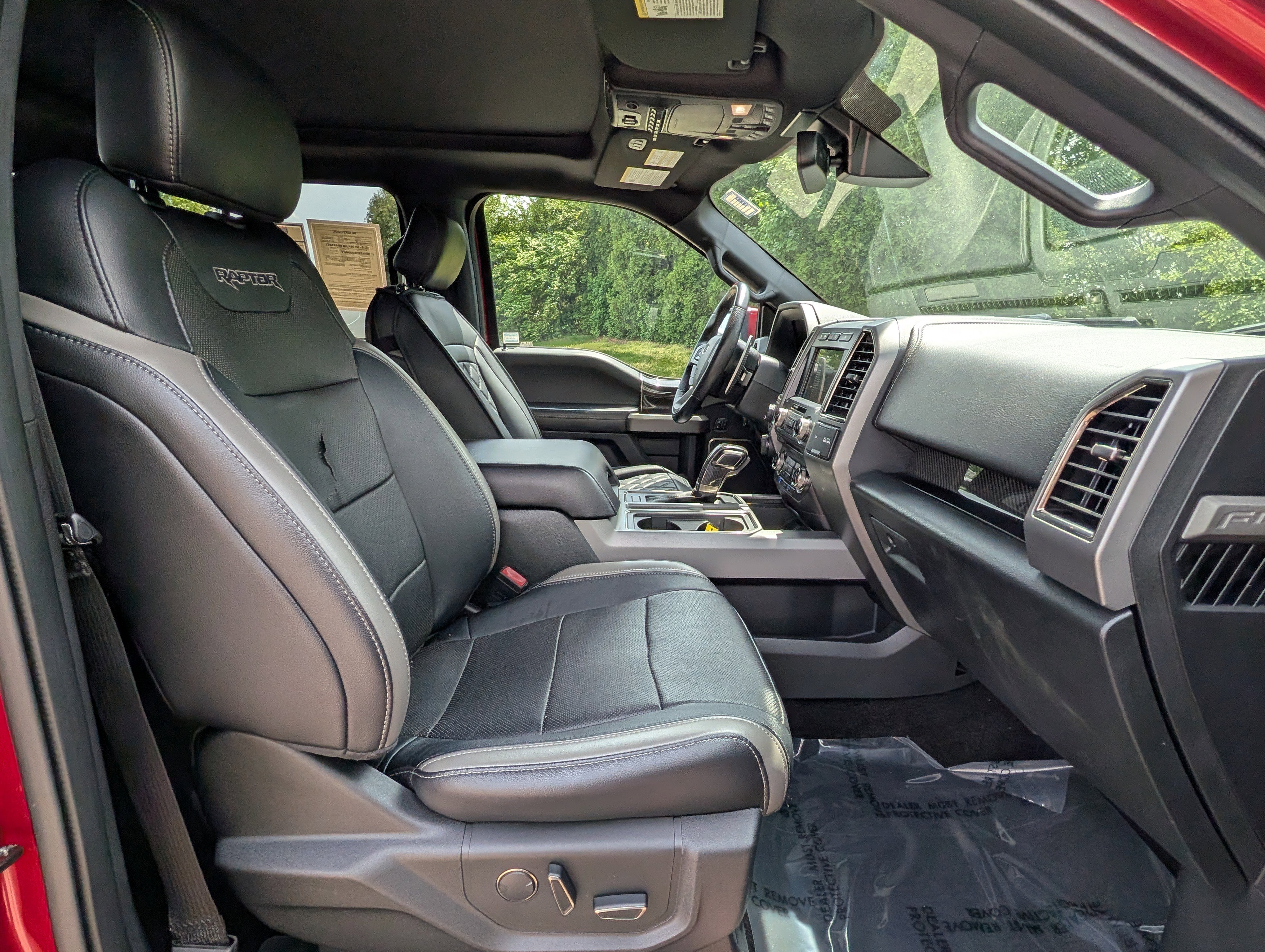 Used 2018 Ford F150 Raptor w/ Equipment Group 802A Luxury AWD/4WD image 13