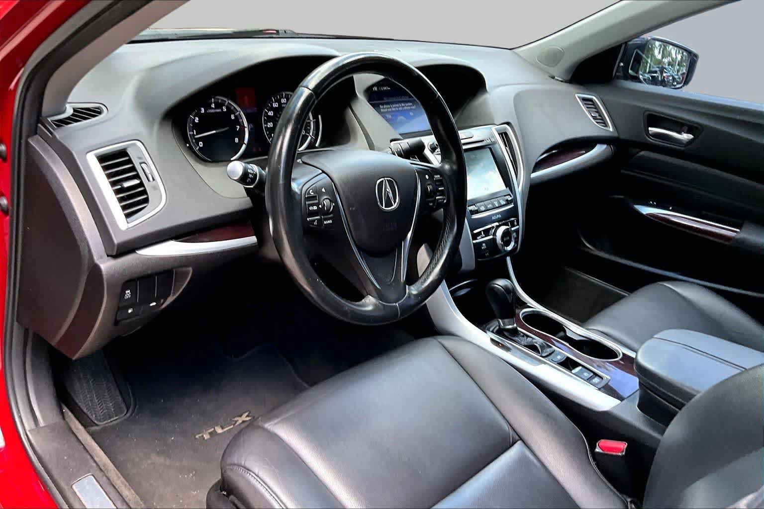 Used 2017 Acura TLX FWD image 18