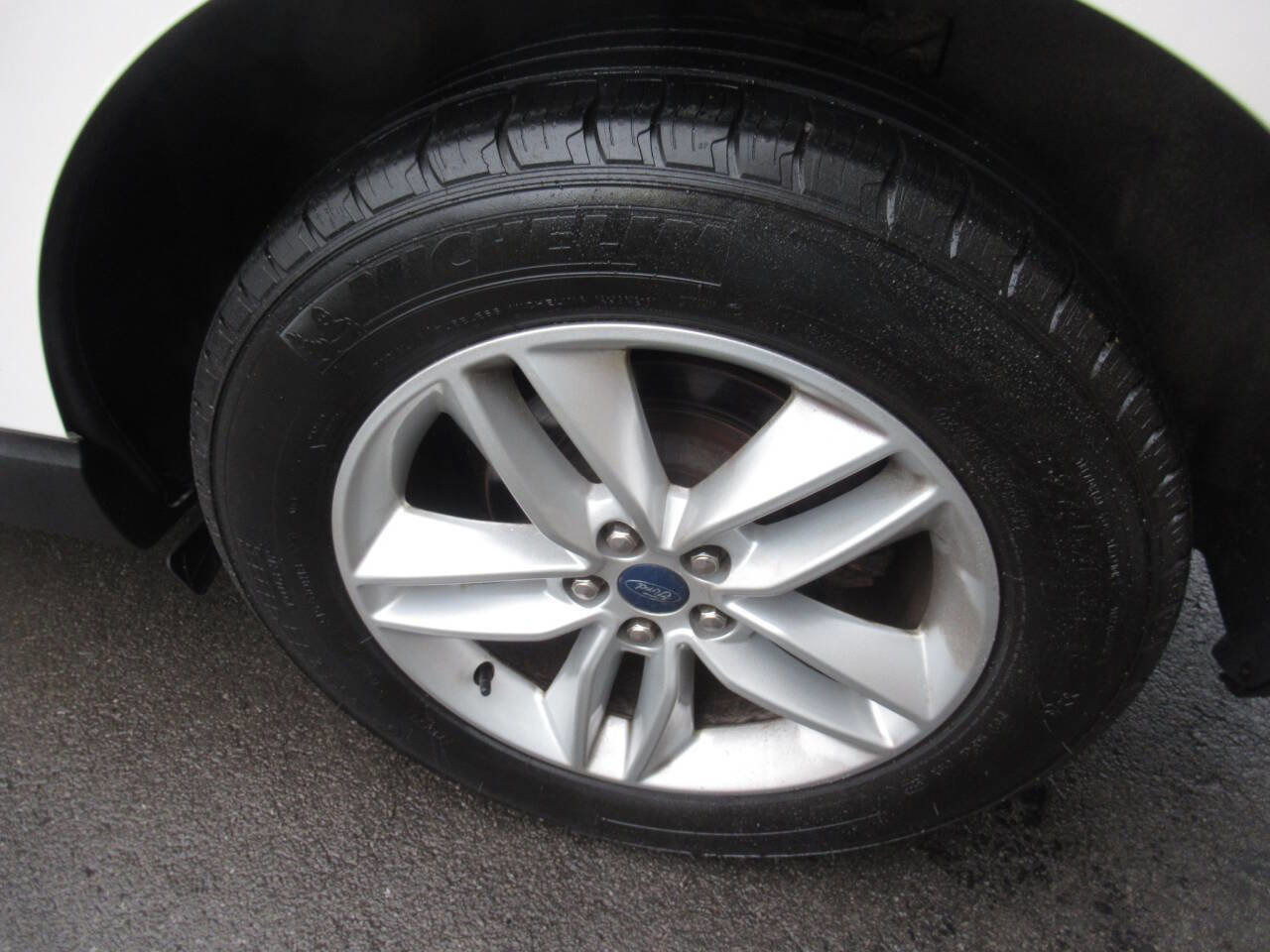 Used 2016 Ford Edge SEL w/ Equipment Group 201A AWD/4WD image 14