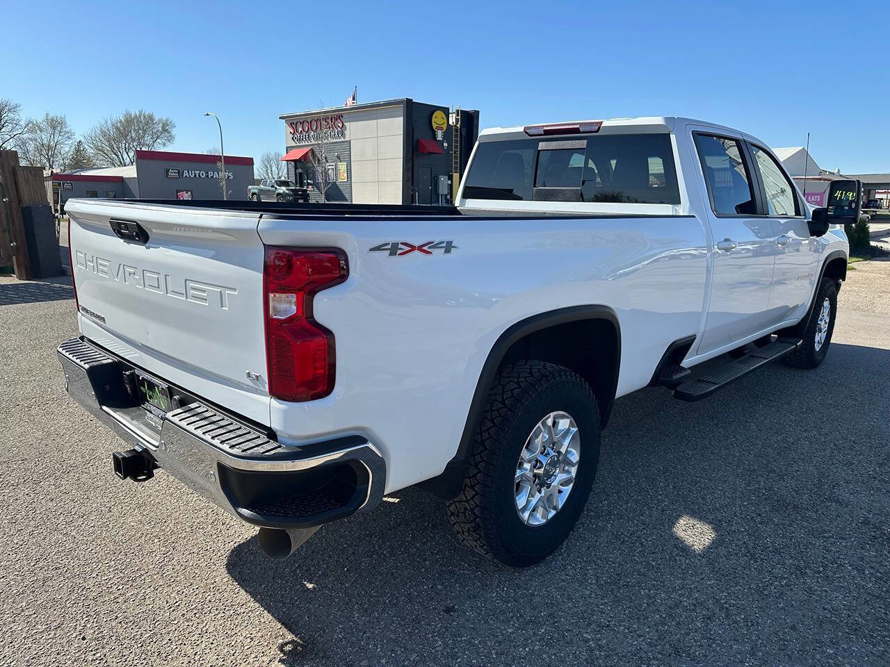 Used 2020 Chevrolet Silverado 2500 LT w/ Convenience Package AWD/4WD image 5