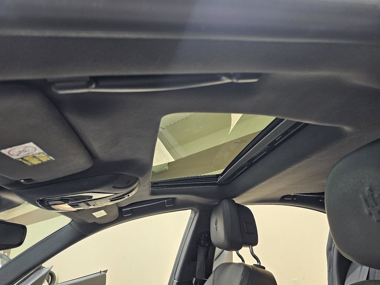 Used 2018 Maserati Ghibli RWD image 34