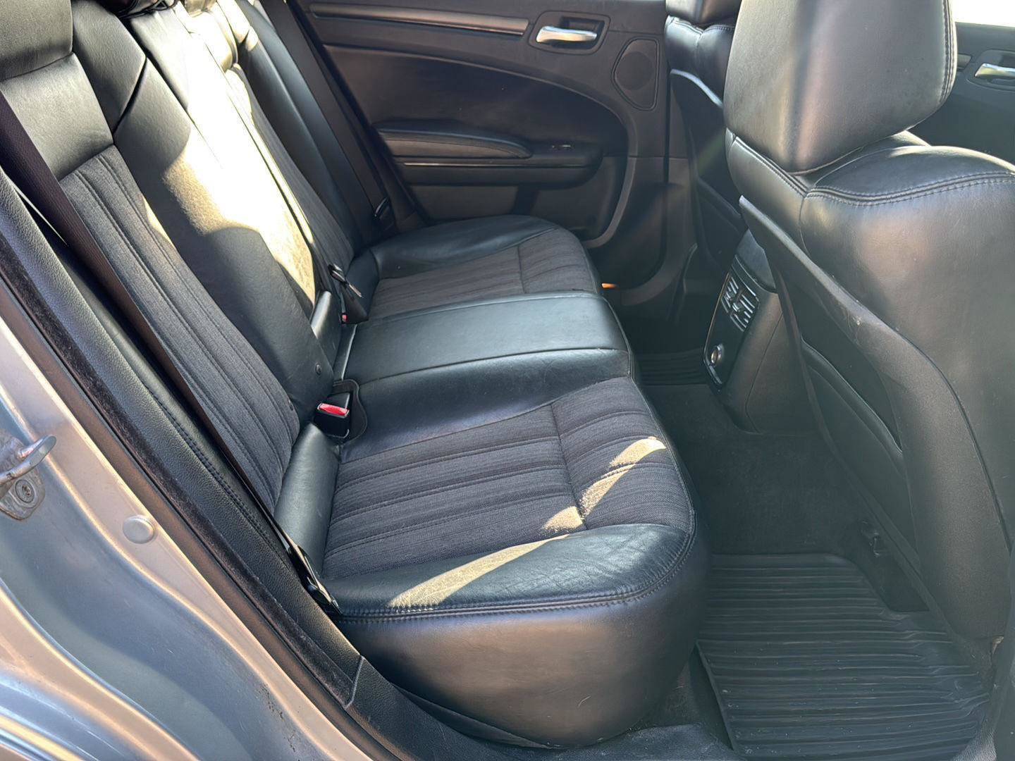 Used 2013 Chrysler 300 S AWD/4WD image 23