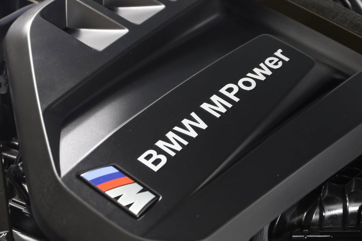 Used 2021 BMW M4 Coupe w/ Executive Package RWD image 26
