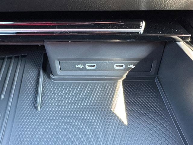 New 2026 Volkswagen Atlas Cross Sport SE image 24