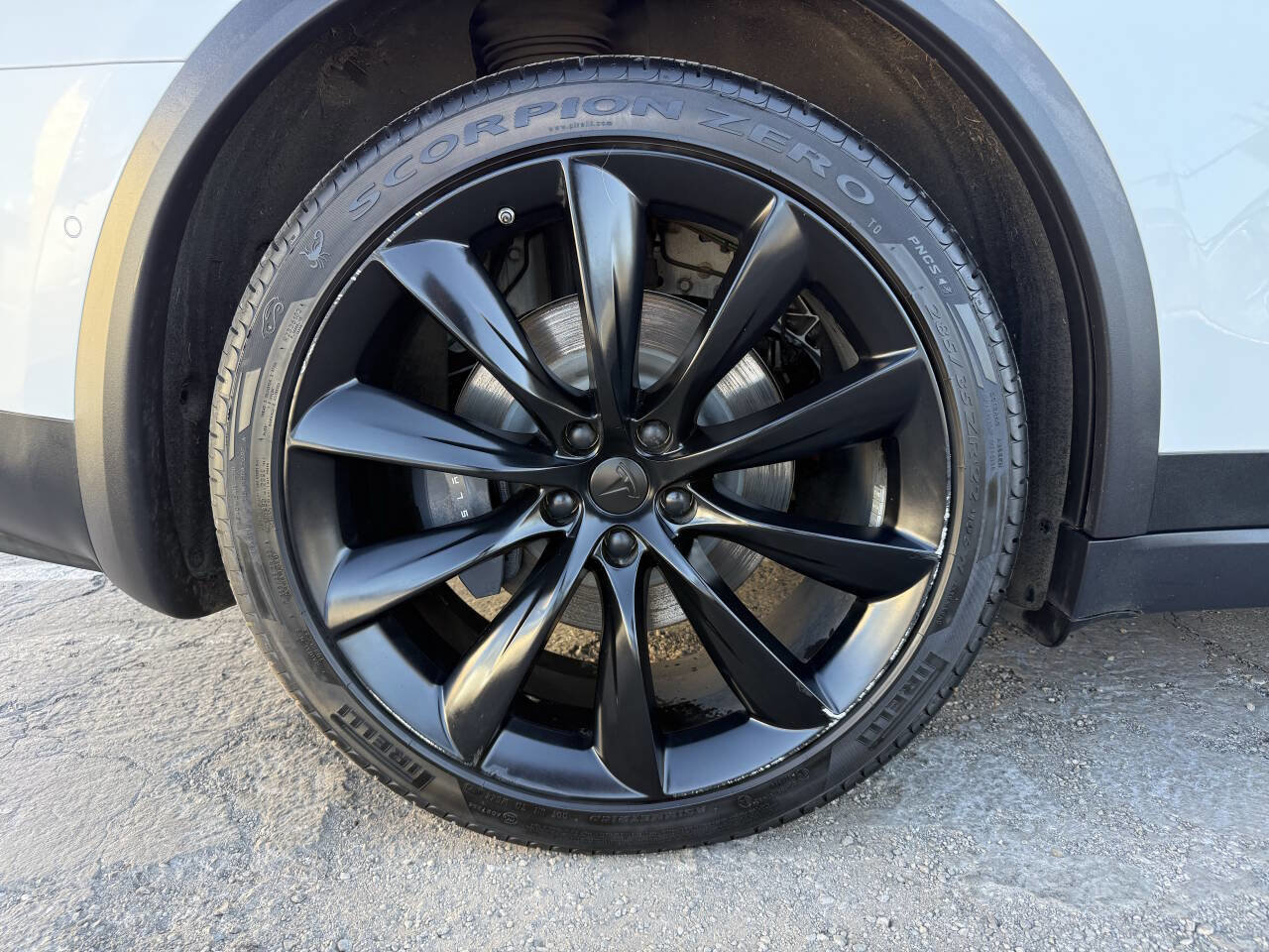 Used 2020 Tesla Model X Long Range image 35