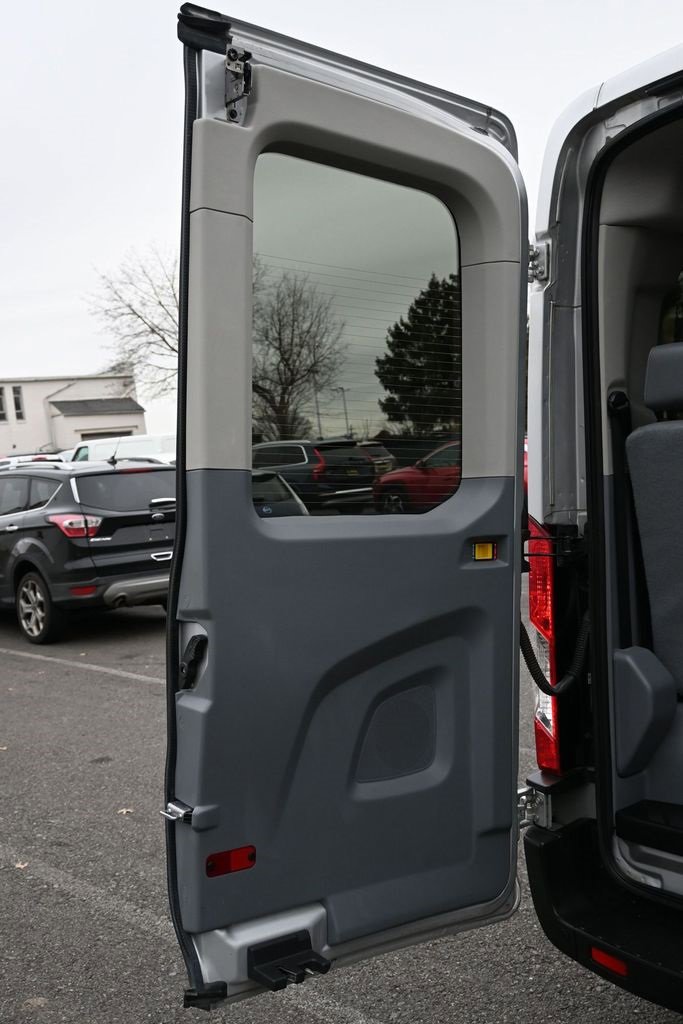 Used 2019 Ford Transit 350 XL image 15