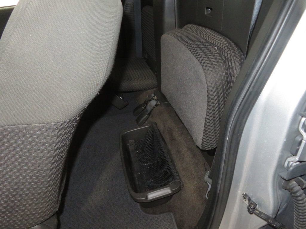 Used 2013 Nissan Frontier SV w/ SV Value Truck Pkg image 24