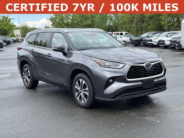 Used 2023 Toyota Highlander XLE AWD/4WD image 1