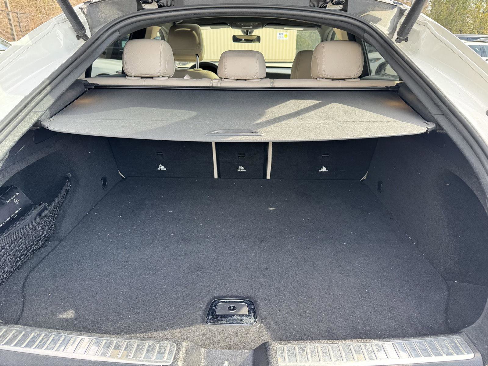 Used 2020 Mercedes-Benz GLC 300 4MATIC Coupe image 23