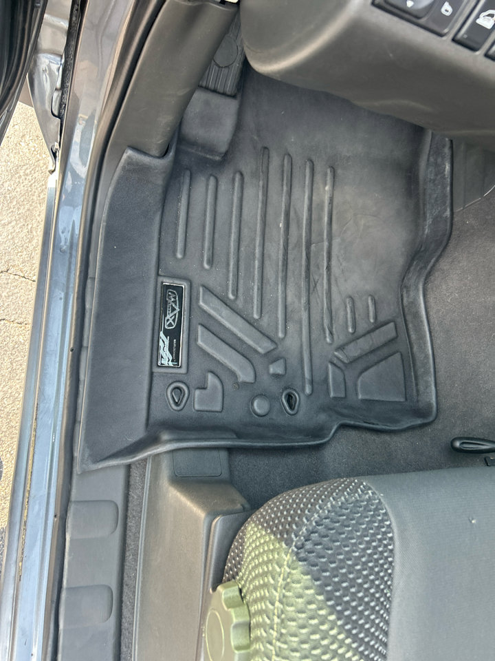 Used 2018 Nissan Frontier PRO-4X image 26