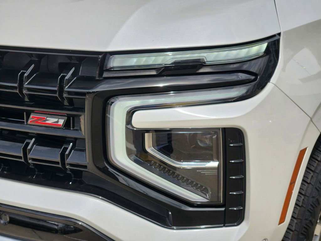 Used 2025 Chevrolet Tahoe Z71 w/ Comfort Package AWD/4WD image 9