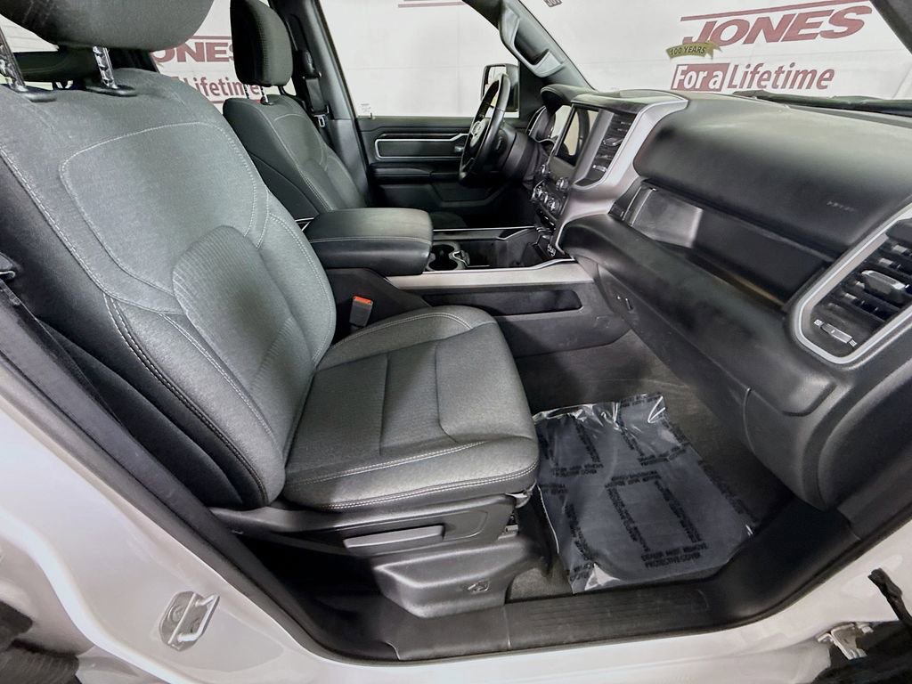 Used 2020 RAM 1500 Big Horn AWD/4WD image 30