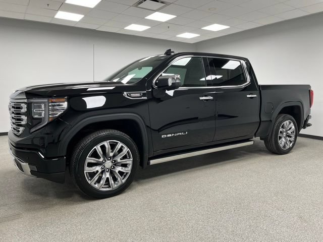 Used 2025 GMC Sierra 1500 Denali w/ Denali Reserve Package AWD/4WD image 6