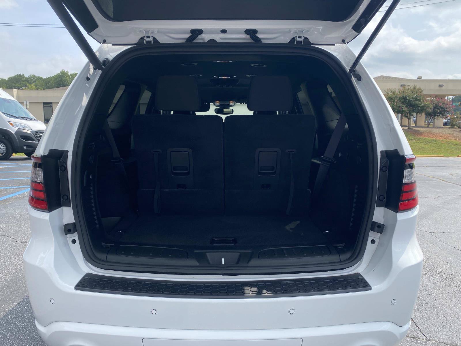 Used 2025 Dodge Durango GT RWD image 7