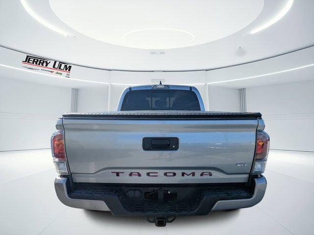 Used 2021 Toyota Tacoma TRD Sport image 4