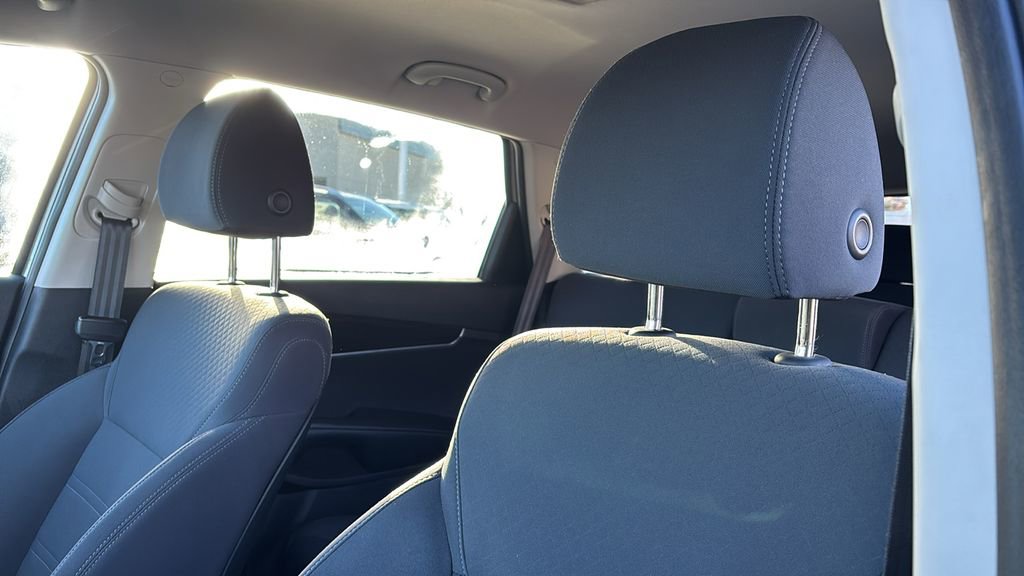 Used 2019 Kia Sorento LX image 25